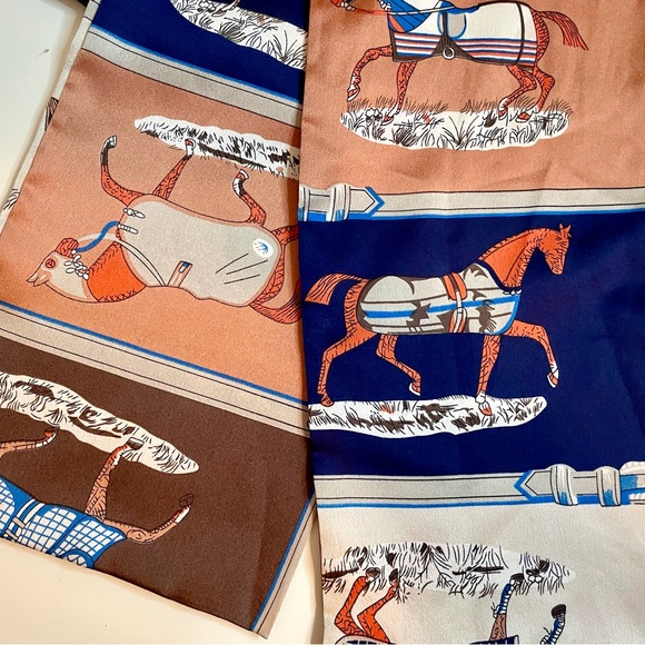 Silk Equestrian Themed Bandeau Scarf - Picture 2 of 8